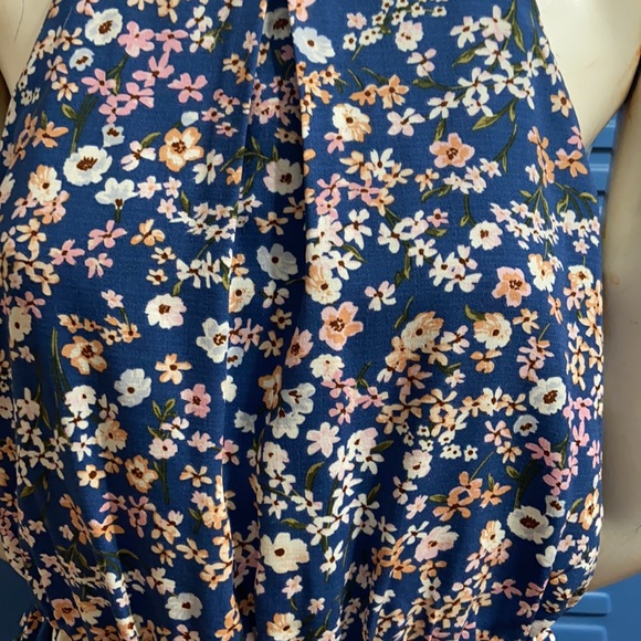 Floral Dress - Picture 3 of 8